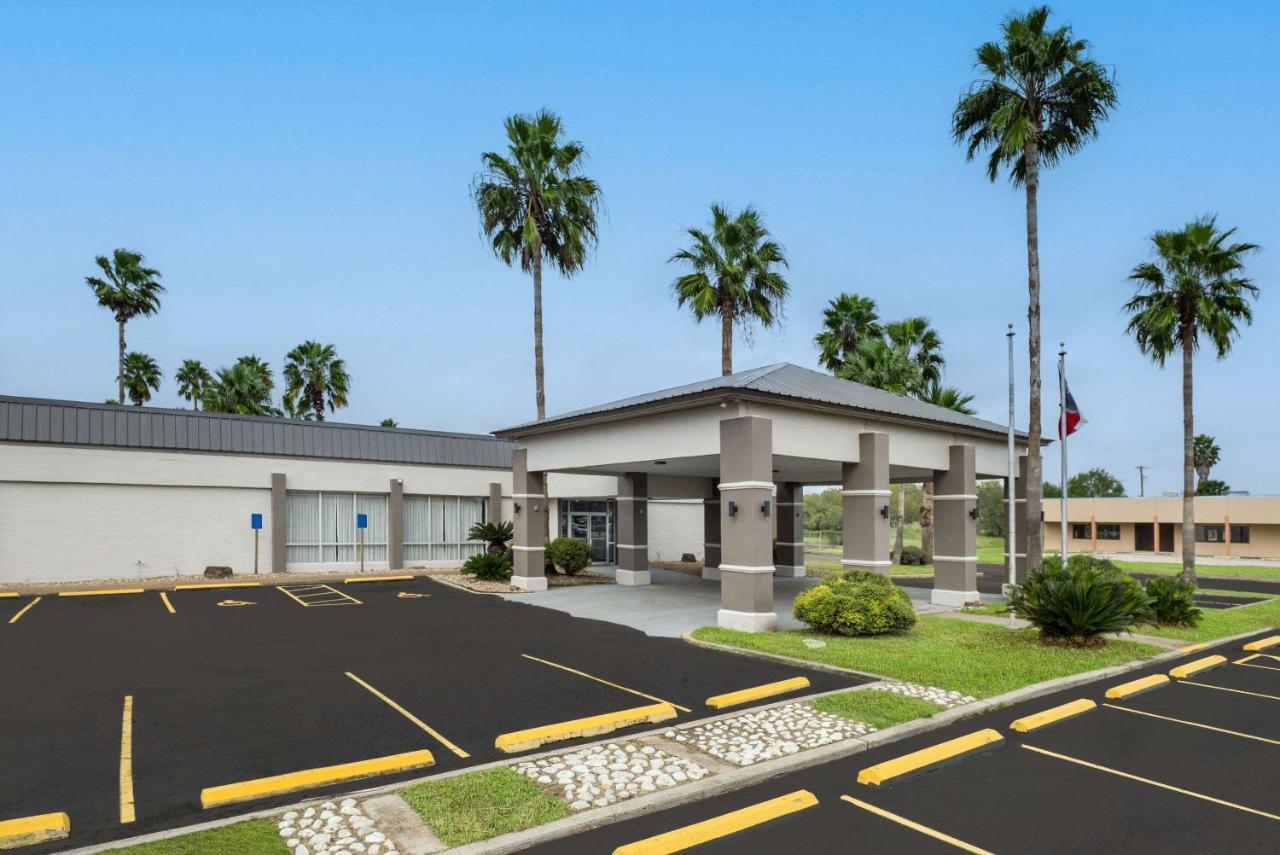 Quality Inn Alice Bagian luar foto