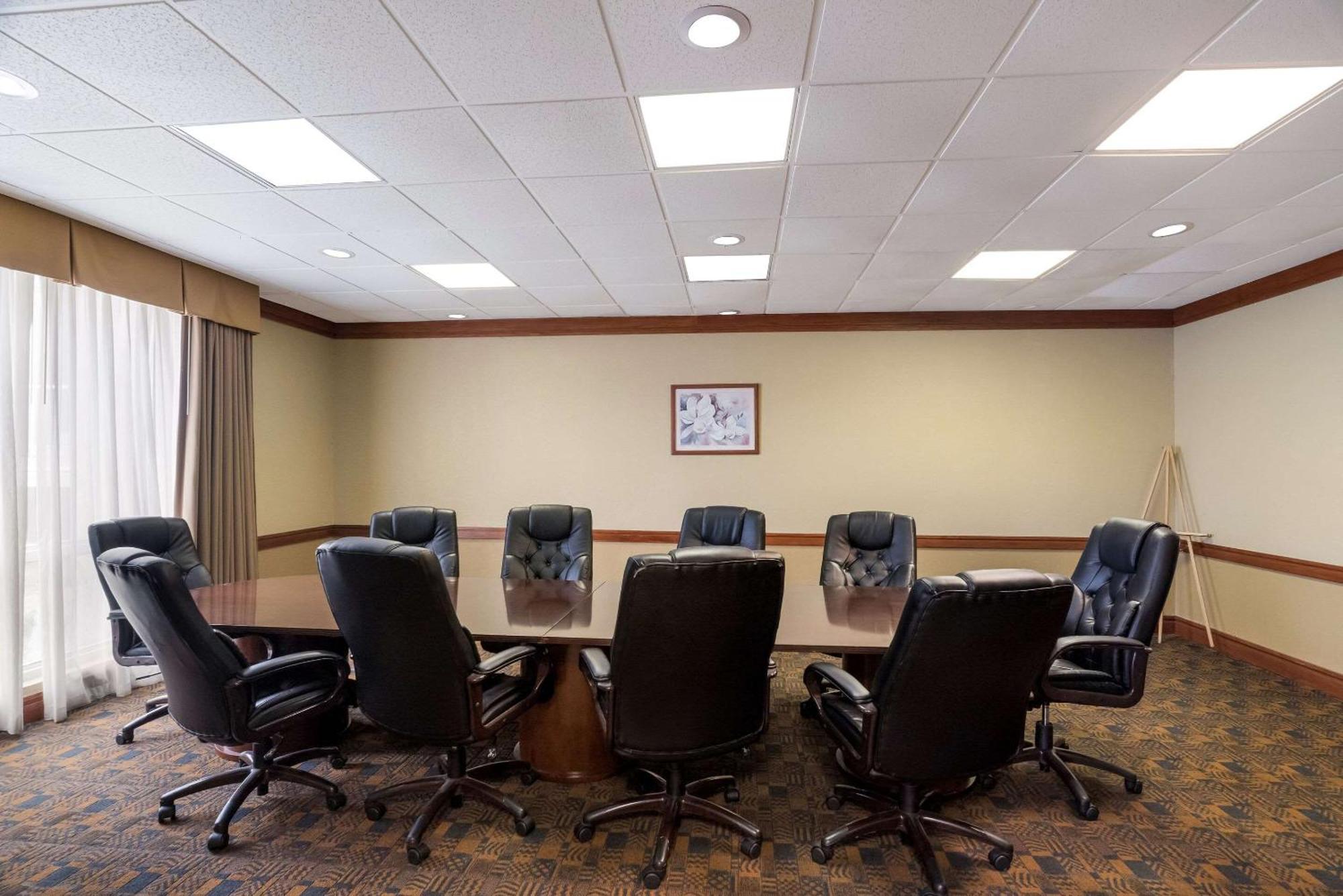 Quality Inn Alice Bagian luar foto